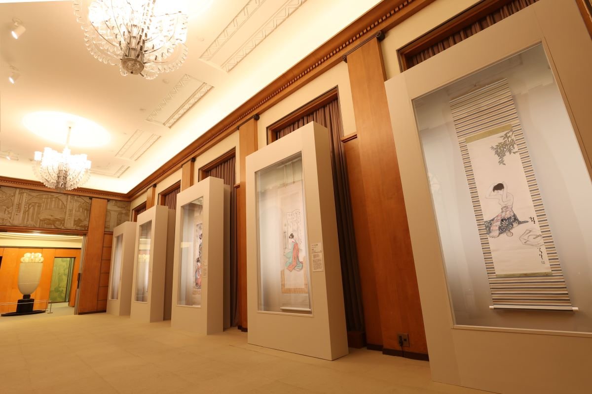 🎨 야요이 미술관